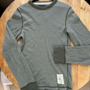 Hollister Crewneck  Long Sleeve Thermal T Shirt Size Small Gray Cotton Green